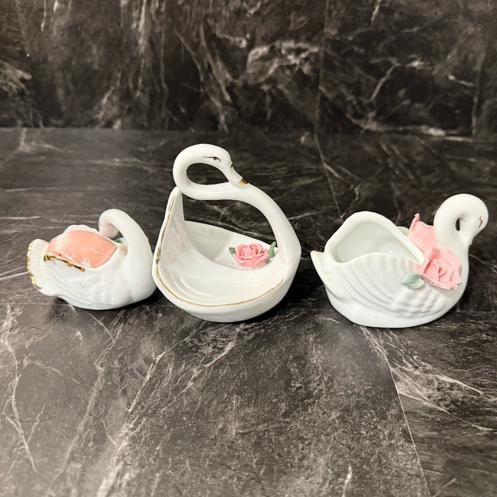 Decorative Swans Pin Cushion, Ring Holder and Dish - Picture 6 of 16